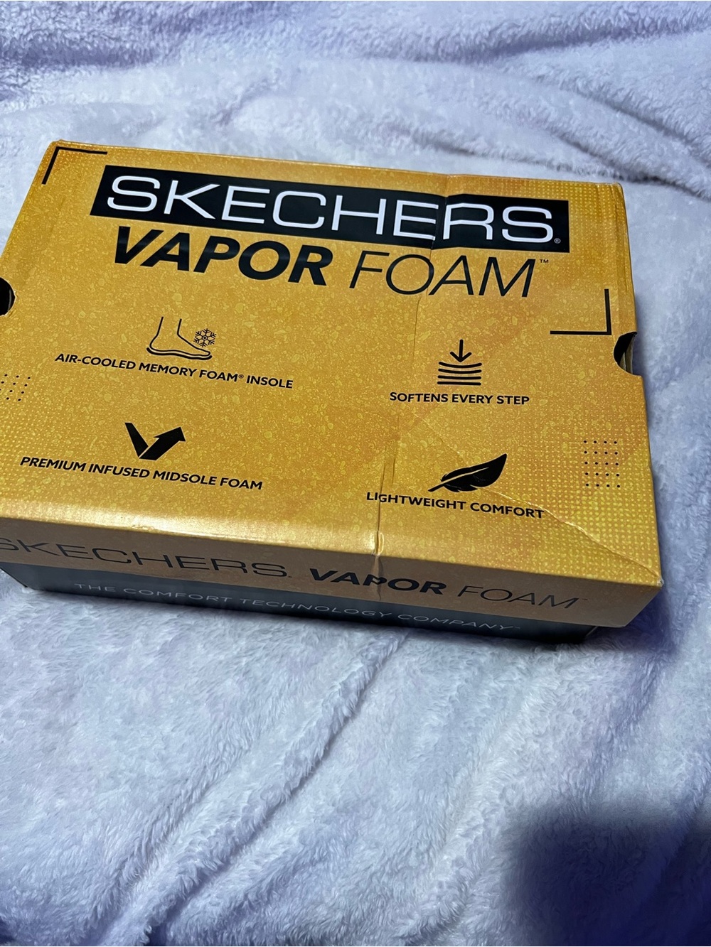 Skechers Vapor Foam Gold Shoe Box